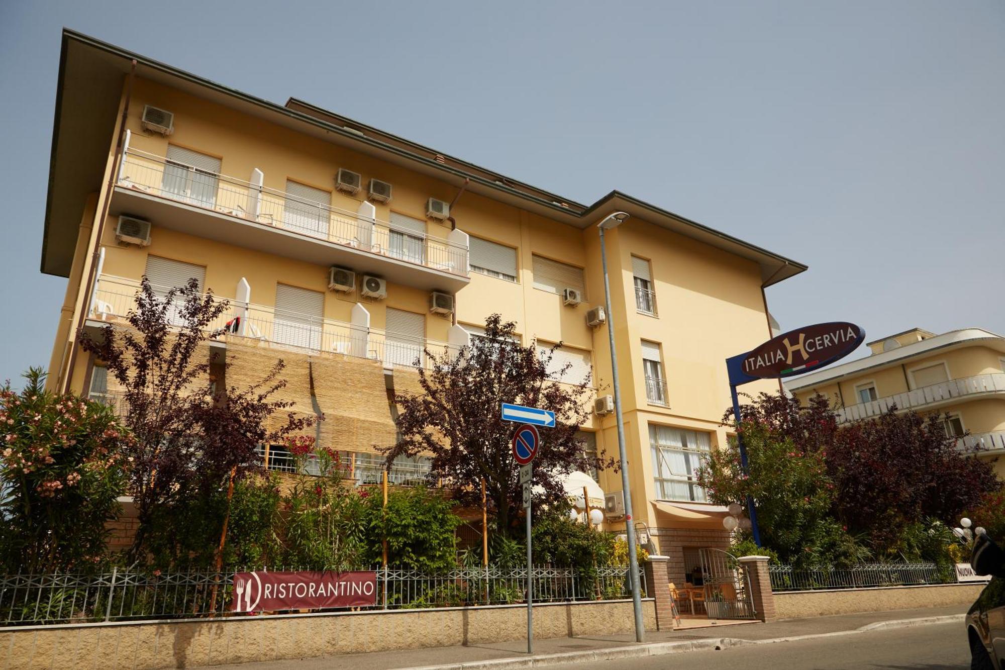 Hotel Italiacervia Exteriör bild